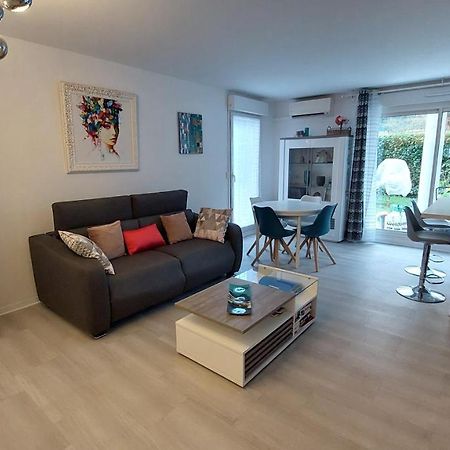 Charmant Appartement Residentiel Avec Terrasse, Jardin Privatif Et Piscine A Cannes カンヌ エクステリア 写真